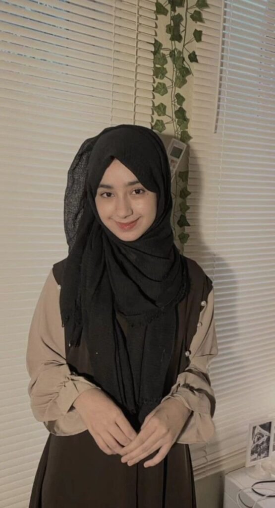 hijab girl hide face dp
