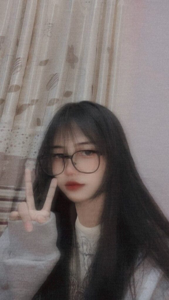 Beautiful Korean girl dp for WhatsApp